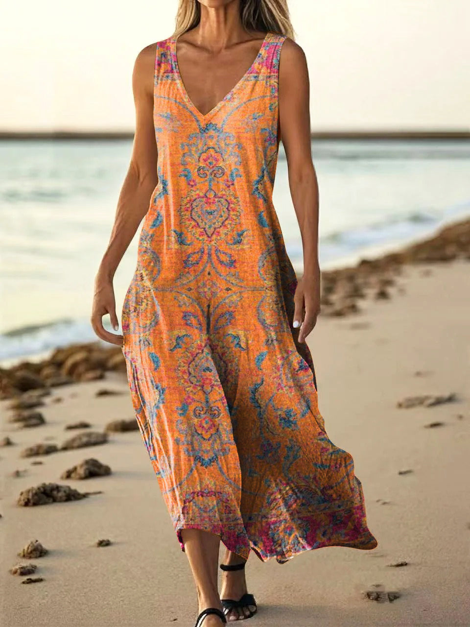 Lisa - Dress with totem print